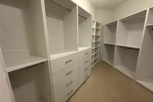 21200 Point Pl, Aventura, FL 33180 - Photo 9