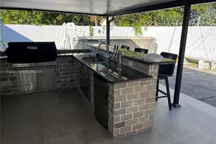 5803 Buchanan St, Hollywood, FL 33021 - Photo 3