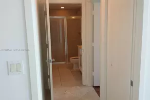 325 S Biscayne Bl, Miami, FL 33131 - Photo 7