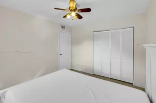 10401 W Broward Blvd, Plantation, FL 33324 - Photo 31