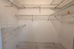 19926 NW 67th Pl, Hialeah, FL 33015 - Photo 31