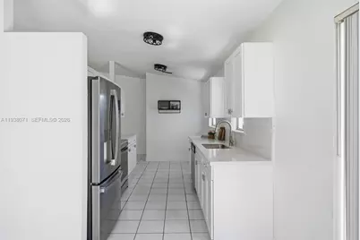 12002 SW 210th St, Miami, FL 33177 - Photo 7