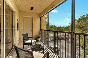 3001 N Oakland Forest Dr, Oakland Park, FL 33309 - Photo 17
