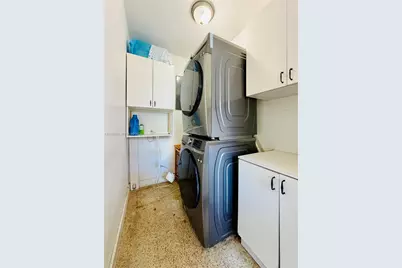 546 E 39th St, Hialeah, FL 33013 - Photo 21