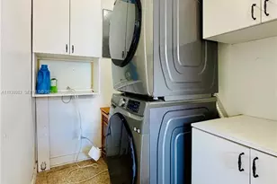 546 E 39th St, Hialeah, FL 33013 - Photo 21