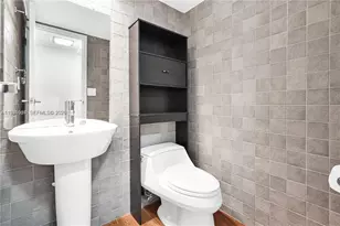 100 Bayview Dr, Sunny Isles Beach, FL 33160 - Photo 15