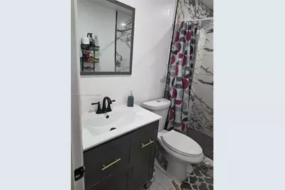 1490 NE 147th St, Miami, FL 33161 - Photo 7