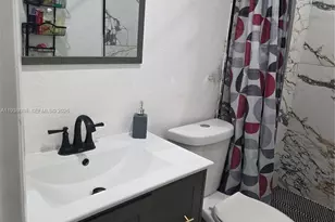 1490 NE 147th St, Miami, FL 33161 - Photo 7