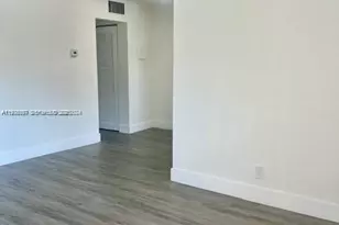 4169 SW 67th Ave, Davie, FL 33314 - Photo 3