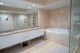 17201 Collins Ave, Sunny Isles Beach, FL 33160 - Photo 25