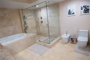 17201 Collins Ave, Sunny Isles Beach, FL 33160 - Photo 15