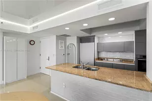 17201 Collins Ave, Sunny Isles Beach, FL 33160 - Photo 9