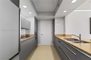 17201 Collins Ave, Sunny Isles Beach, FL 33160 - Photo 23