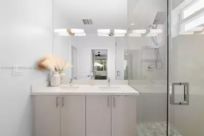 [Address not provided], Fort Lauderdale, FL 33315 - Photo 35