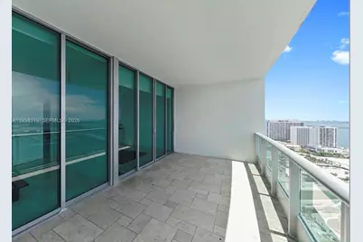 900 Biscayne Blvd #4203, Miami, FL 33132 - Photo 9