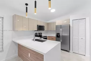 8340 NW 193rd Ln, Hialeah, FL 33015 - Photo 3