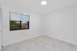 8340 NW 193rd Ln, Hialeah, FL 33015 - Photo 17