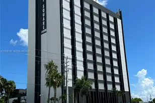 699 NE 167th St, North Miami Beach, FL 33162 - Photo 1