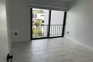 6526 Kendale Lakes Dr, Miami, FL 33183 - Photo 7