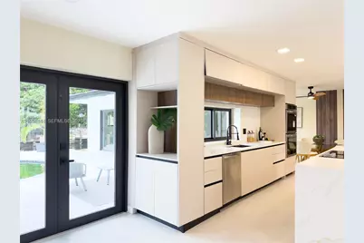 5561 NE 28th Ave, Fort Lauderdale, FL 33308 - Photo 9