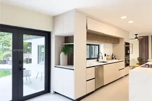 5561 NE 28th Ave, Fort Lauderdale, FL 33308 - Photo 9