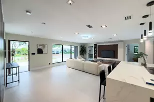 5561 NE 28th Ave, Fort Lauderdale, FL 33308 - Photo 11