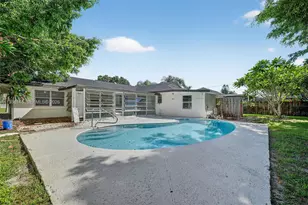 770 SE Hollahan Ave, Port Saint Lucie, FL 34983 - Photo 17