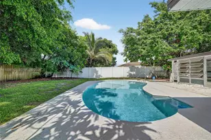 770 SE Hollahan Ave, Port Saint Lucie, FL 34983 - Photo 19