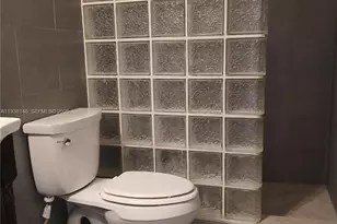 5950 Del Lago Cir, Sunrise, FL 33313 - Photo 5