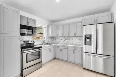 1530 N 56th Ave, Hollywood, FL 33021 - Photo 23