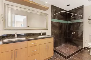 8460 Menteith Terrace, Miami Lakes, FL 33016 - Photo 13