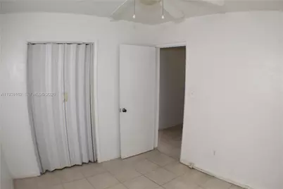 915 NW 5th St #1, Fort Lauderdale, FL 33311 - Photo 5