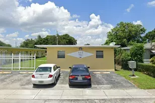 915 NW 5th St, Fort Lauderdale, FL 33311 - Photo 9