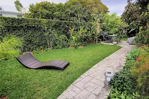 833 10th St, Miami Beach, FL 33139 - Photo 17