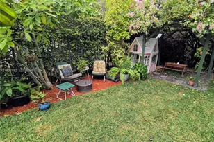 833 10th St, Miami Beach, FL 33139 - Photo 19