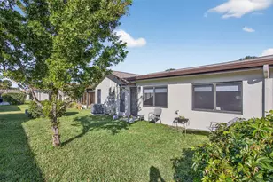 2104 SW 17th Cir, Deerfield Beach, FL 33442 - Photo 5