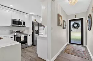 2104 SW 17th Cir, Deerfield Beach, FL 33442 - Photo 1