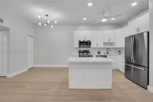 10959 W Clairmont Cir, Tamarac, FL 33321 - Photo 7