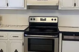 1750 W 46th St, Hialeah, FL 33012 - Photo 15