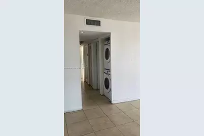 1750 W 46th St #537, Hialeah, FL 33012 - Photo 17