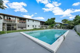 6215 W 24th Ave, Hialeah, FL 33016 - Photo 9