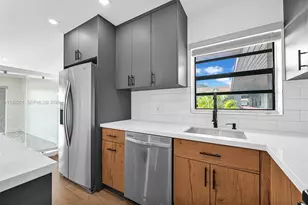 6215 W 24th Ave, Hialeah, FL 33016 - Photo 35