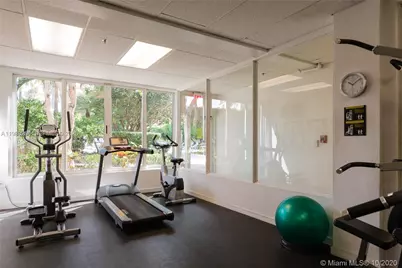 255 W 24th St #542, Miami Beach, FL 33140 - Photo 17