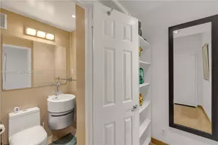 255 W 24th St, Miami Beach, FL 33140 - Photo 11