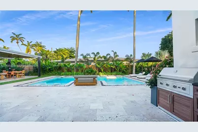 1201 NE 85th St, Miami, FL 33138 - Photo 19