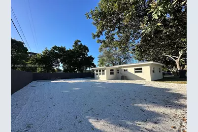1100 Opa Locka Blvd, Miami, FL 33168 - Photo 21