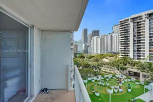 770 SE Claughton Island Dr, Miami, FL 33131 - Photo 33