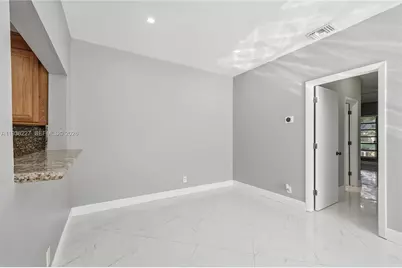 1401 NW 97th Ter #315, Pembroke Pines, FL 33024 - Photo 13