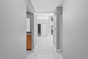 1401 NW 97th Terrace, Pembroke Pines, FL 33024 - Photo 5