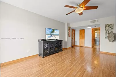 3675 N Country Club Dr #2404, Aventura, FL 33180 - Photo 25